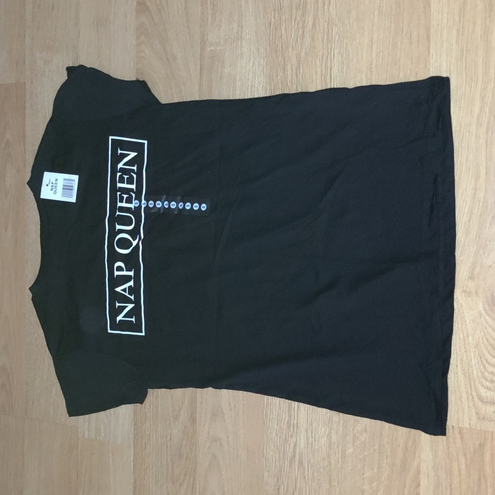 Brisco Brands Black ‘NAP QUEEN’ Women's T-shirt Top SIZE S NWT